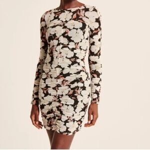 Abercrombie Long Sleeved Ruched Dress, Black Floral, Size M